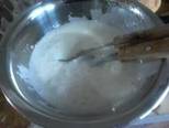 Foto del paso 3 de la receta Profiteroles rellenos con merengue y mermelada de mora