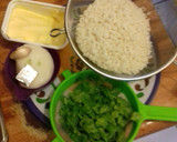 Foto del paso 1 de la receta: Arroz verde fácil (al cilantro)