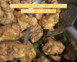 A picture of step 2 of Chilli garlic chicken.