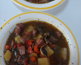 Foto del paso 4 de la receta: Cerdo estofado con verduras al vino tinto y bacon