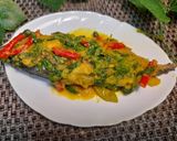 Foto langkah ke 3 dari resep Kembung Bumbu Kuning.