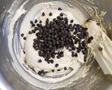 A picture of step 3 of Chocolate Chip Pizookie.