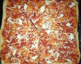 صورة لخطوة 2 من وصفة بيتزا 🍕 خفيفة وبنينة