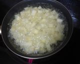 Foto del paso 6 de la receta: Garbanzada de pavo y setas con papas fritas