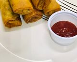 A picture of step 4 of Chicken spring rolls.