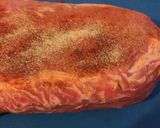 A picture of step 2 of Slow cooker ginger beer pulled pork.