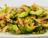 Hình bước làm 6 của món Salad 🥗: Khổ Qua Rừng trộn Cá Tuna Ngâm DầuMón ngon - dễ làm THE BEST của khổ qua!