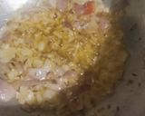 ढाबा स्टाइल तड़के वाली तुअर की दाल(Dhaba style tadke wali tuver ki dal recipe in Hindi) रेसिपी चरण 3 फोटो