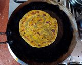 पालक पराठा (palak paratha recipe in Hindi) रेसिपी चरण 3 फोटो