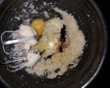 Foto del paso 3 de la receta: Medialunas de manteca
