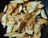 तले हुए आलू (tale huye aloo recipe in Hindi) रेसिपी चरण 4 फोटो