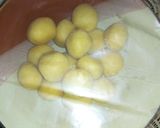 Foto langkah ke 5 dari resep Bollen Pisang Crispy (Isi Keju dan Coklat).