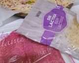 Foto del paso 2 de la receta: Pizza Salami con 4 Quesos Sin Lactosa