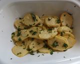 Foto del paso 2 de la receta Salmón al horno con patatas y mayonesa al eneldo