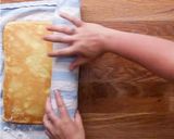 A picture of step 10 of Strawberry Cheese Cake Roll.