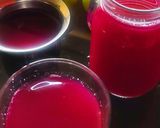 A picture of step 4 of Awla beetroot sip.