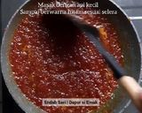 Foto langkah ke 5 dari resep Ayam Goreng Sambal Hitam Madura.