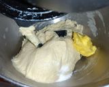 Foto langkah ke 2 dari resep Roti abon, roti coklat, roti pisang.