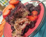 Foto del paso 4 de la receta: Mug cake de chocolate 🍫 y fresa 🍓