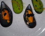 Foto del paso 5 de la receta: Mejillones gelatinados con espuma de perejil