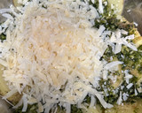 Foto del paso 1 de la receta: 540. Flor de huevos rotos (picoteo)