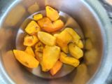લીલી હળદર નું અથાણું (Lili Haldar Athanu Recipe In Gujarati)
