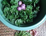 Foto langkah ke 1 dari resep Sayur bening bayam brazil praktis 🤭.