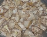 Foto langkah ke 1 dari resep Tumis nangka rebon.