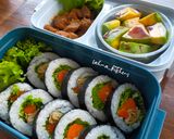Foto langkah ke 3 dari resep Kimbap Isi Telur Wortel Selada_Bekal Sarapan.