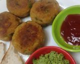पोहा कटलेट (Poha Cutlet Recipe In Marathi) रेसिपी स्टेप 7 फोटो