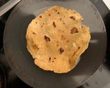 A picture of step 3 of Leftover Chapati masala papad.