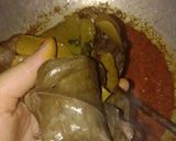 Foto langkah ke 3 dari resep Nasi Kuning Ikan Tongkol masak habang.
