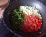 Foto del paso 4 de la receta: 256. Huevos fritos con pisto