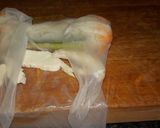 A picture of step 9 of Vietnamese spring rolls and spicy dip.