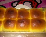 Foto langkah ke 5 dari resep Roti manis isi coklat.