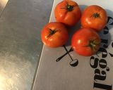 Une image de l'étape 3 de Pommes de terre sautées tomates, oignons et marinade.