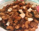 Foto langkah ke 3 dari resep Macaroni Bayam Saos Barbecue.