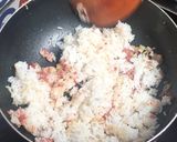 Foto langkah ke 3 dari resep Nasgor Korned Cabe Ijo.