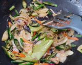 Foto langkah ke 2 dari resep Kerang Cabe Ijo.