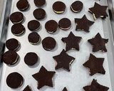 A picture of step 21 of Homemade Oreo Cookies.