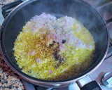Foto del paso 2 de la receta: Pechuga de pollo en salsa tandoori, cúrcuma y leche de coco