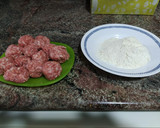 Foto del paso 3 de la receta: Albóndigas con tomate y arroz blanco