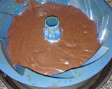 Foto del paso 3 de la receta: Budín de chocolate a la mandarina