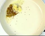 A picture of step 5 of Restaurant Style Kaju Curry.