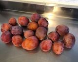 Une image de l'étape 2 de Compote de prunes et pommes du jardin au sucre de canne.