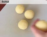 Foto langkah ke 5 dari resep Potato Cheese Garlic Bread.