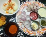 A picture of step 1 of Egg Do Pyaza.