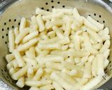 Baconos hagymás nudli recept fázis 3 fotója