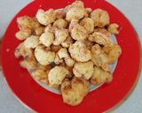 A picture of step 3 of Crispy fried cauliflower.