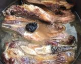 Foto del paso 2 de la receta: Carne a la olla con ciruelas y champiñones 🍄